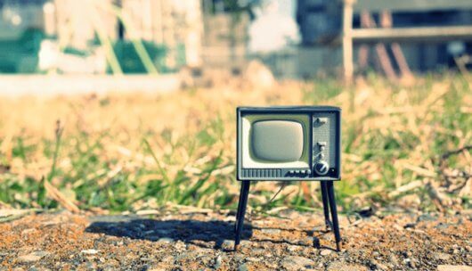 金 スマ 室 井佑 月